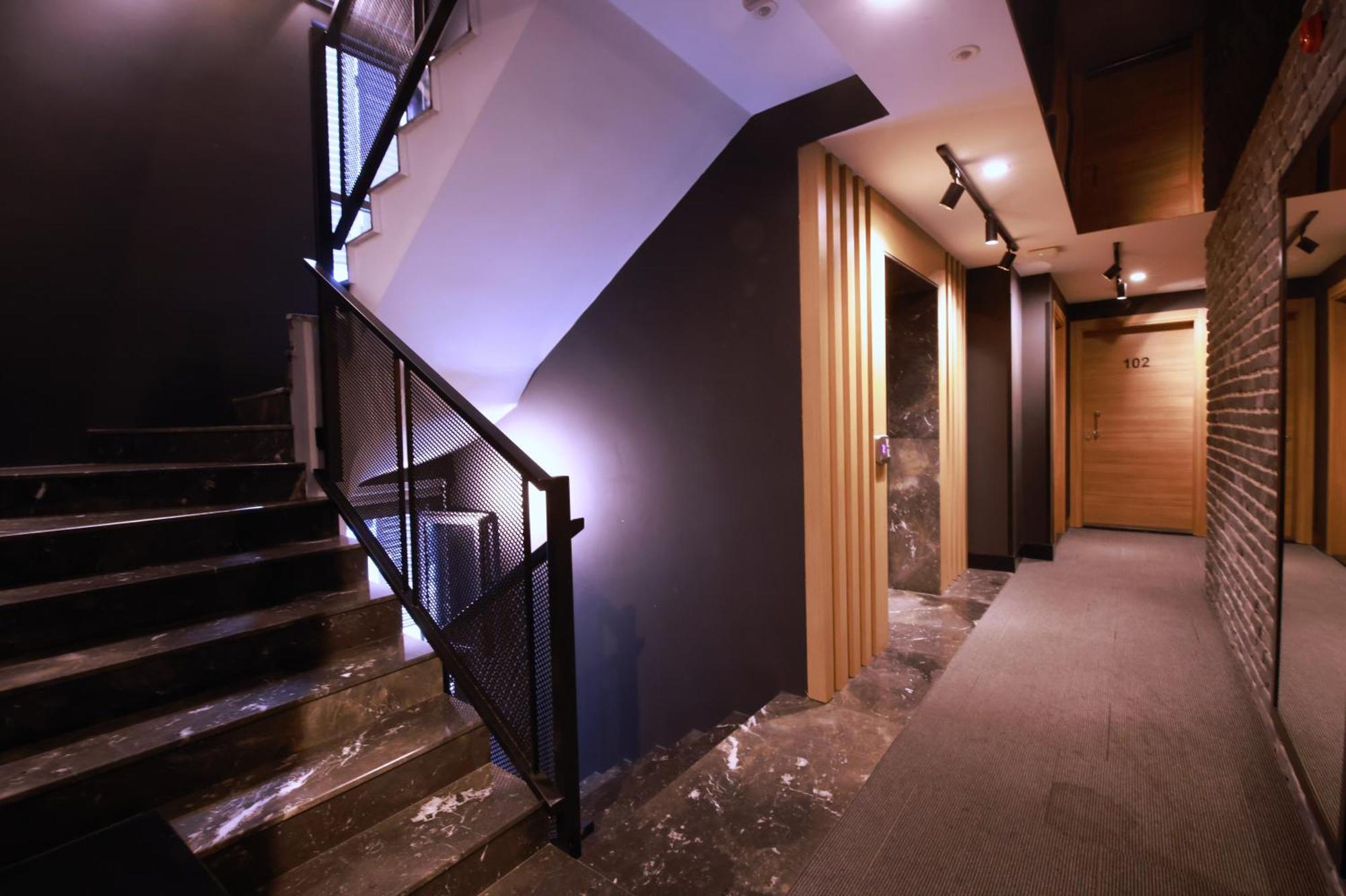 Loft 1502 2*